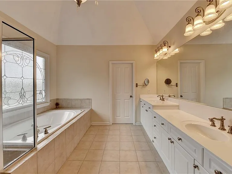 6339 Grand Loop Rd — Photo 18