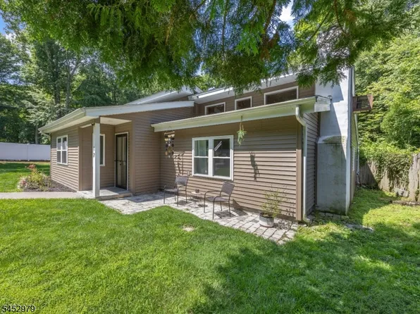 17 Birch Dr, Vernon Twp., NJ 07422