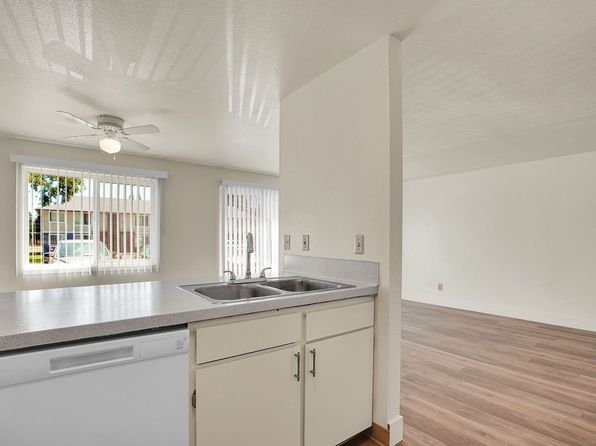 737 Manbrin Dr NE #124-765204