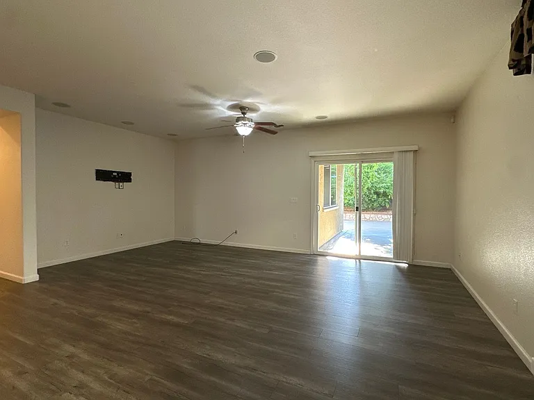 8715 Winterfest Way — Photo 4