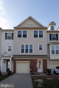 44284 Beaver Creek Dr, California, MD, 20619