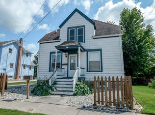 210 Randolph St, Randolph, WI 53956