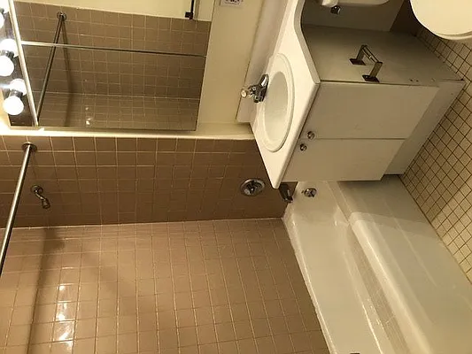 Rented by RY Management Co., Inc | media 18