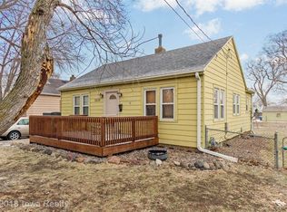 3839 E 8th St, Des Moines, IA 50316