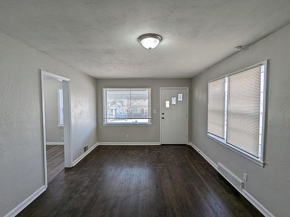 3rd image of 4145 Monroe Ave
