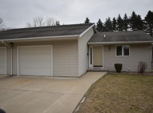 909 Mulberry Ln, Mount Pleasant, MI 48858