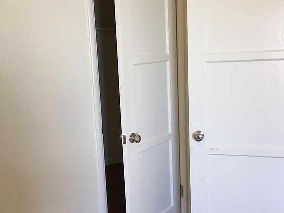 5th image of 812 Raymond Ave APT 4