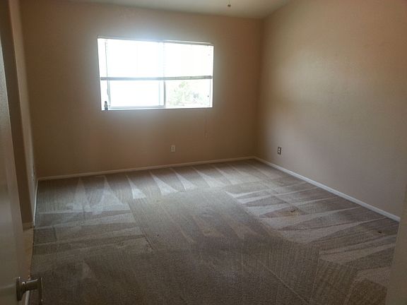 5th image of 3907 Vidalia Ave