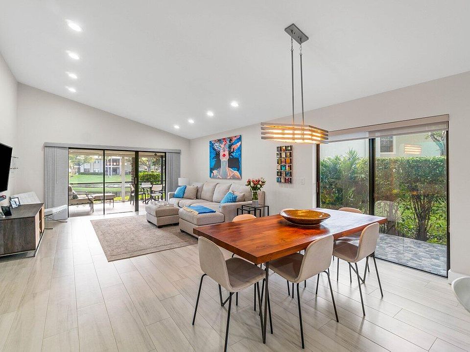 1st image of 22 Stratford Drive #D