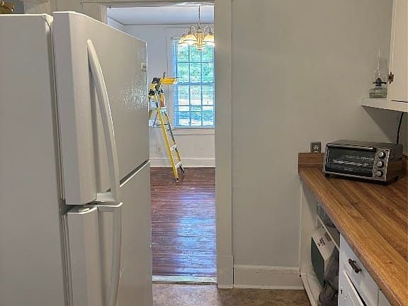 5th image of 305 Federal Dr