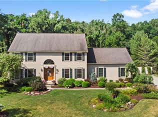 33 Baldwin Ct, Amherst, OH 44001