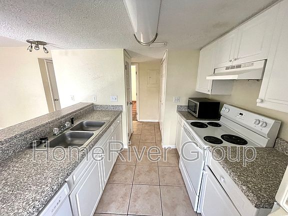 5th image of 8517 Lincoln Cove Dr APT 101A