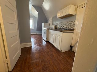 22 Wildwood Ave FLOOR 3, Waterbury, CT 06710