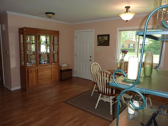 5th image of 2913 Jodore Ave