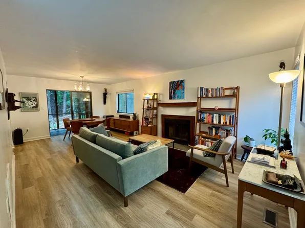 103 Hidden Valley Dr, Chapel Hill, NC 27516
