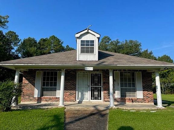 2nd image of 60659 N Parkline Blvd