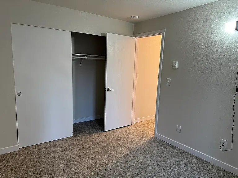1714 Evergreen Park Ct SW — Photo 12