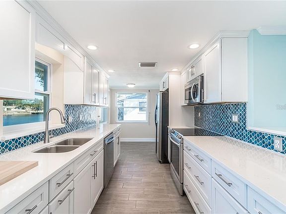 2nd image of 5611 Baroque Dr