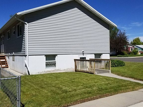 3rd image of 221 E Sunset Dr #223-B