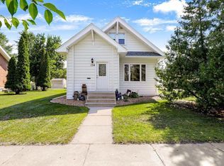 134 3rd Ave SE, Hutchinson, MN 55350