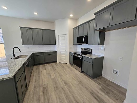 Kitchen (Green Cabinets)