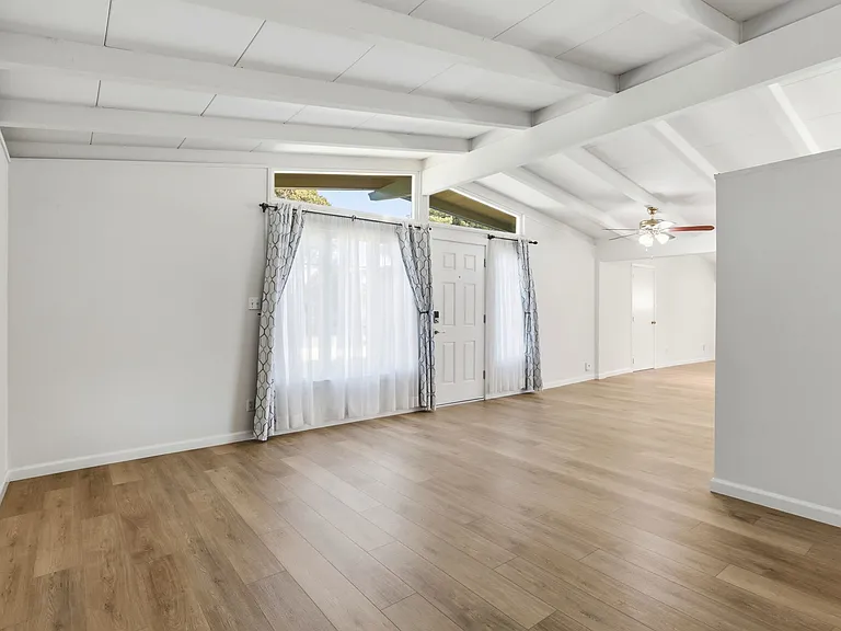 1265 Prescott Ave — Photo 14