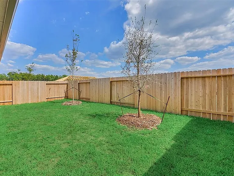 1854 Brushy Cedar Dr — Photo 26