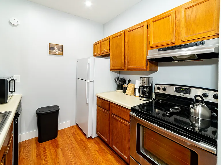43 Myrtle Ave #1 — Photo 9