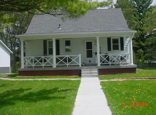 118 N Jackson Ave, Jefferson, WI 53549