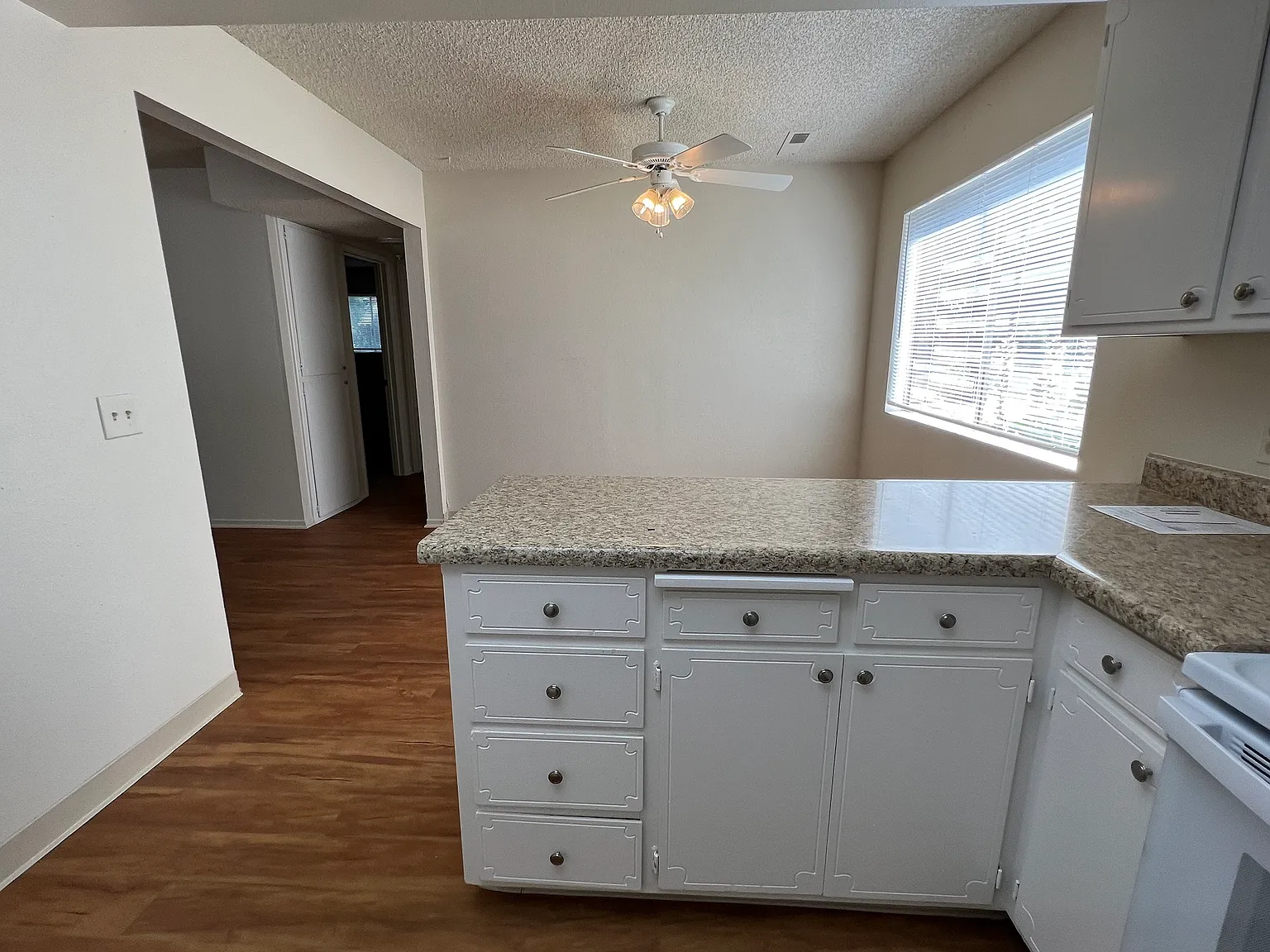 1335 Hemlock Street - 1 — Photo 4