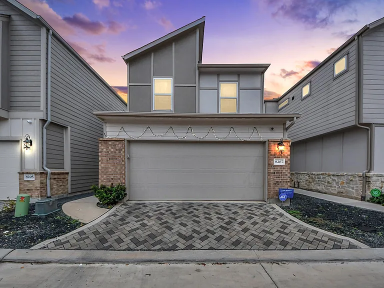 8207 Rising Stream Dr — Photo 49