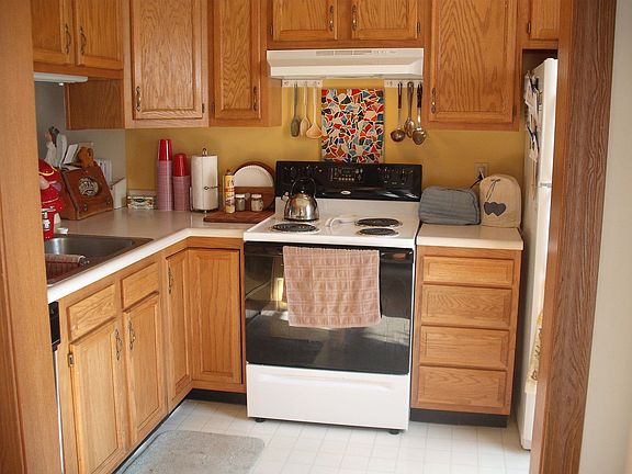 4th image of 326 Winchester Ave
