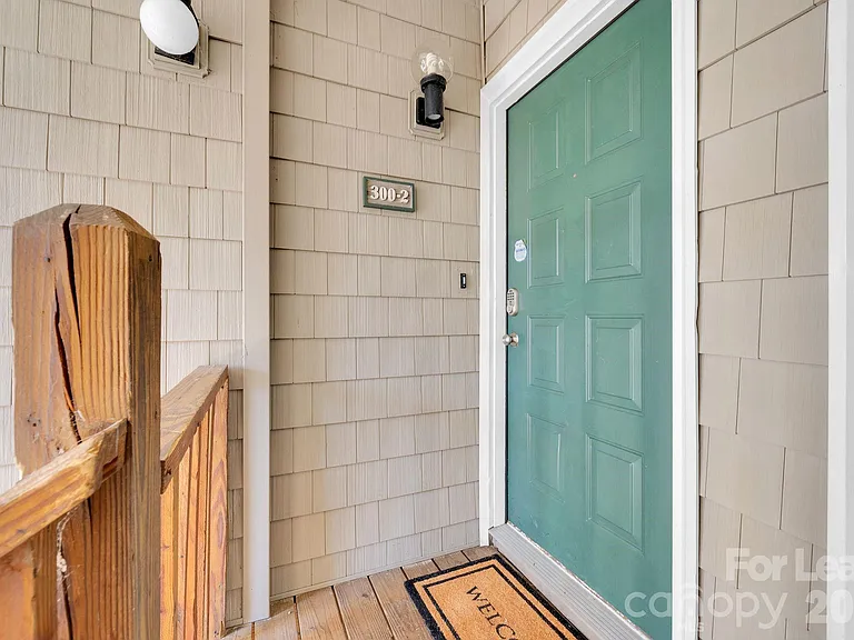 300 S Cedar St #2 — Photo 28