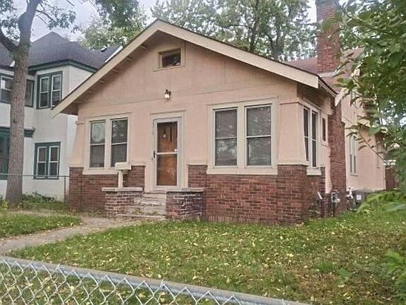 3rd image of 3216 1st Ave S