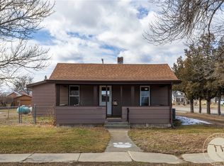 1023 1st St W, Roundup, MT 59072