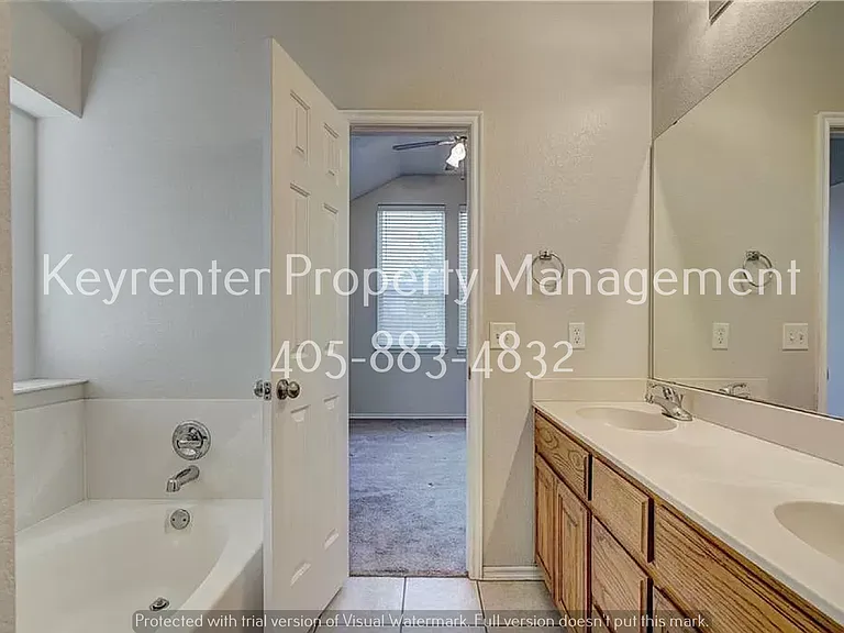 2404 NW 161st St — Photo 30