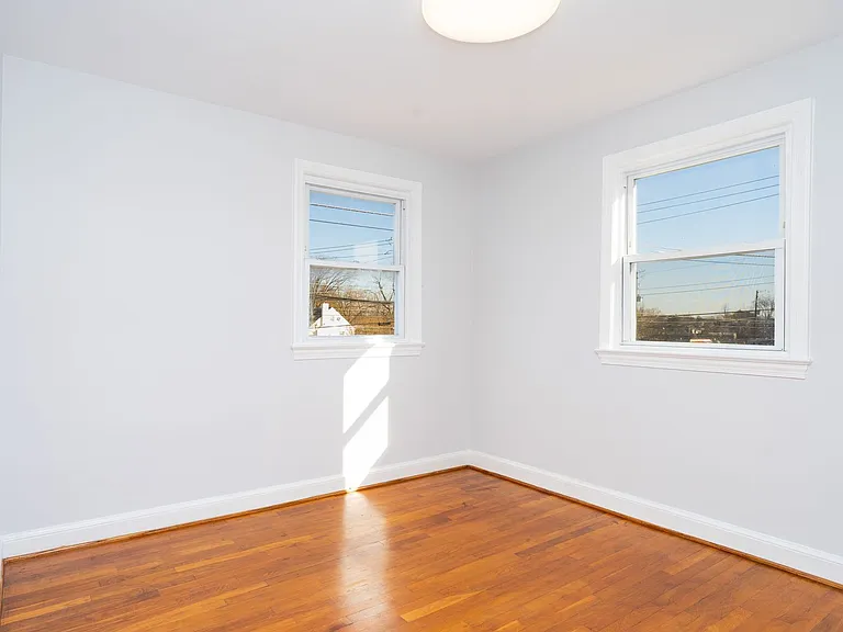 10026 Lorain Ave — Photo 26