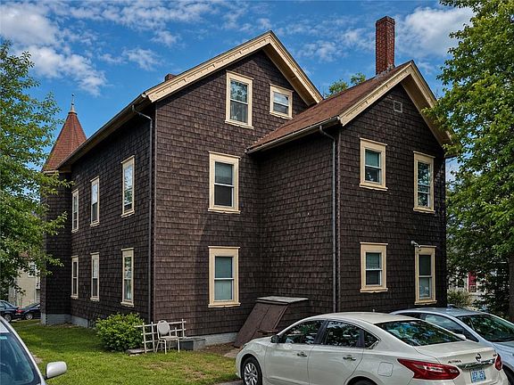 3rd image of 166 Summit St