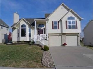 1405 Fox Run Trl, Platte City, MO 64079