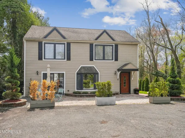 52 E State Route 33, Freehold, NJ 07728