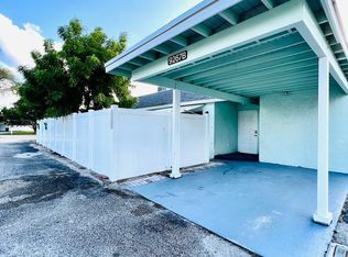 9267 SW 5th St APT B, Boca Raton, FL 33428