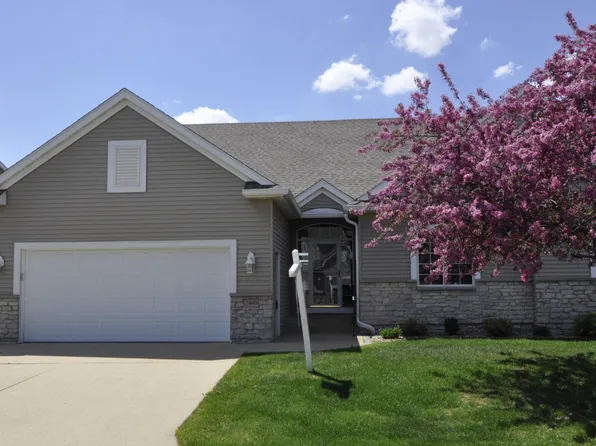 2308 Coral Ct NE, Rochester, MN 55906