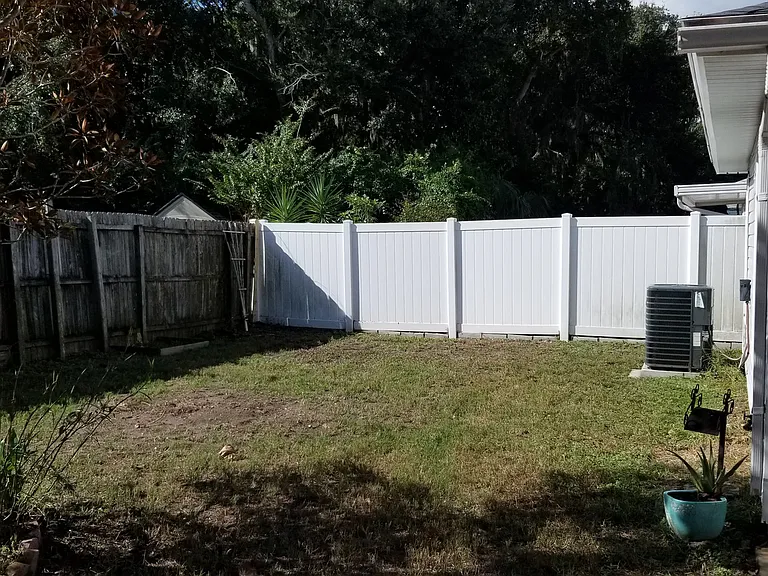 1108 Hidden Cove Cir S — Photo 22