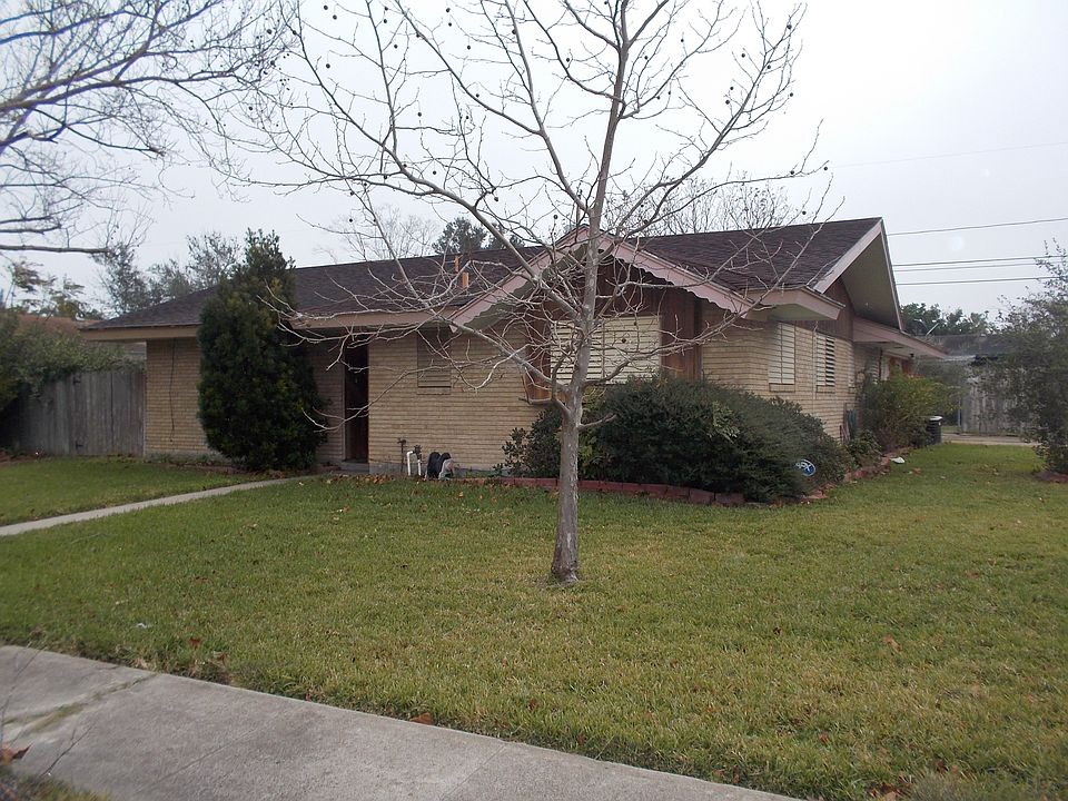 1st image of 942 Bradshaw Dr