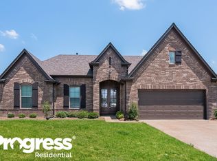 6252 Dixon Dr, Olive Branch, MS 38654