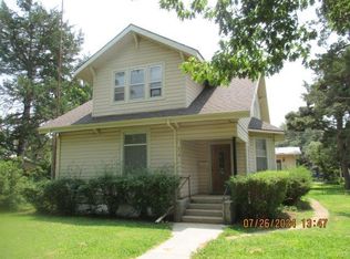 515 E 5th St, Kinsley, KS 67547