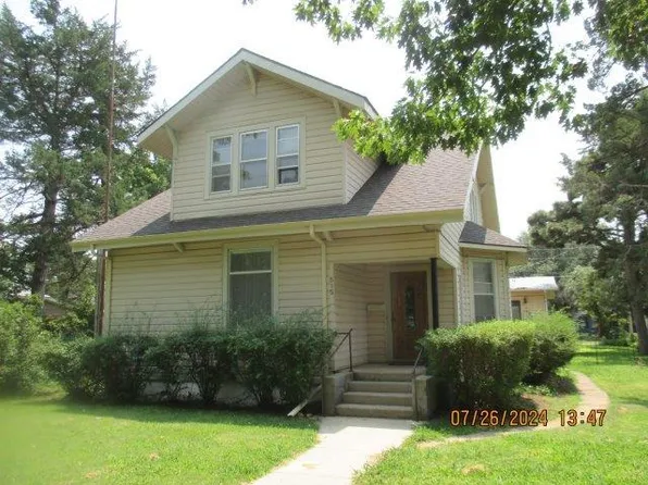 515 E 5th St, Kinsley, KS 67547