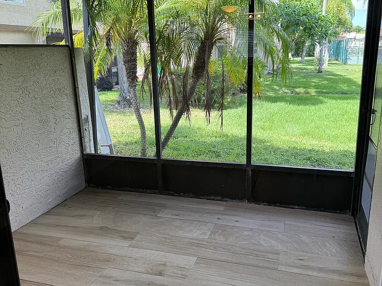 9209 Seminole Blvd #82 — Photo 7