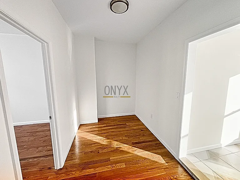 6293 60th St #1 — Photo 12