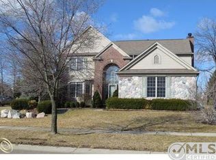 1107 Miners Run, Rochester, MI 48306